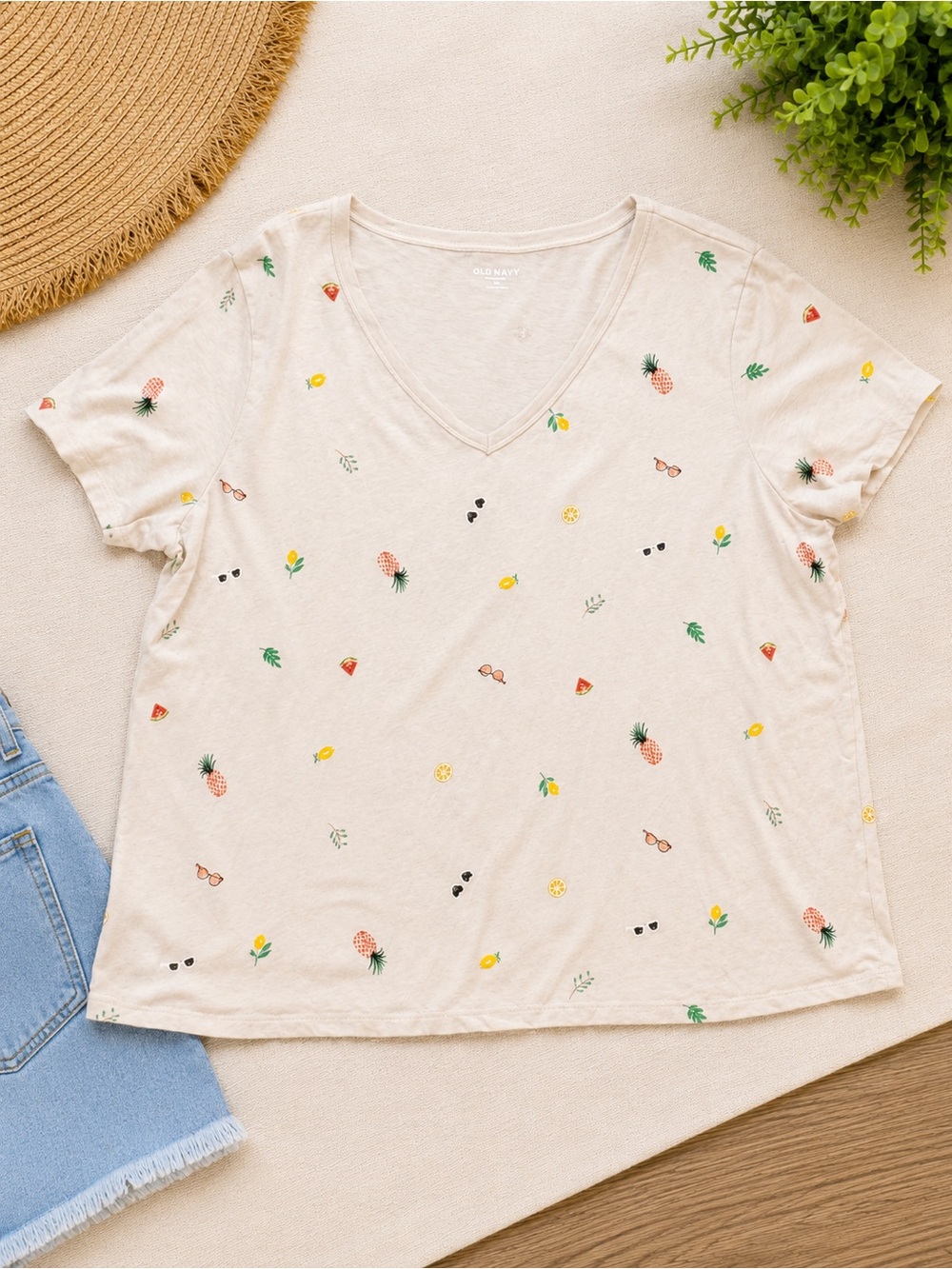 Old Navy Summer Fruit Print V-Neck Tee XL Cute Casual Top